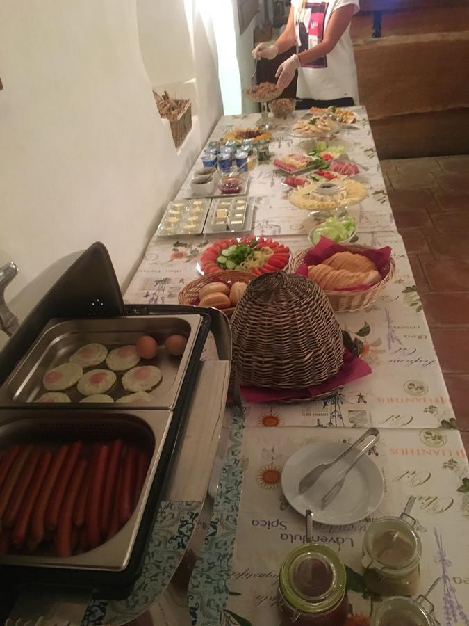 德沃奥尔米骑马酒店 Karviná 外观 照片